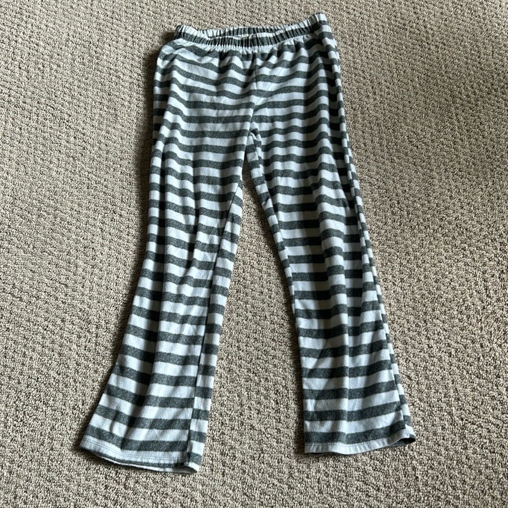 Cat & Jack Fleece Sleep Pants. Never worn. Excellent condition. Size XL 14/16